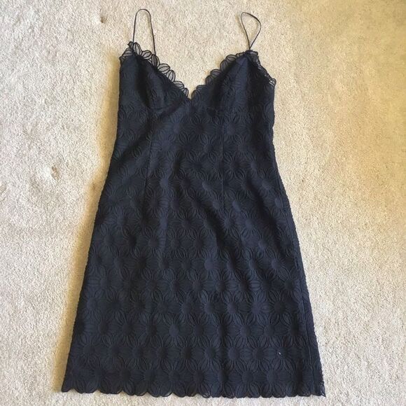 Milly Floral Textured Sheath Short Spaghetti Strap - Picture 2 of 9